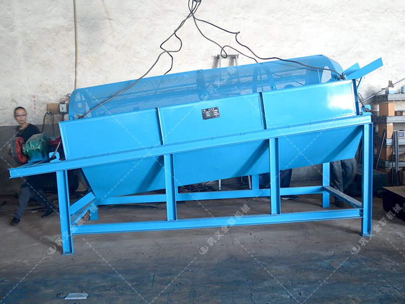 雙級粉碎機生產(chǎn)線發(fā)貨圖片_發(fā)往云南瀾滄_破碎錳礦石